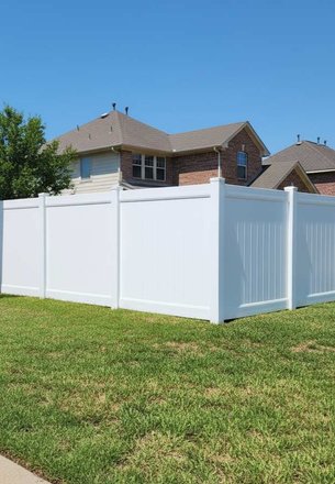 wood privacy fence installation