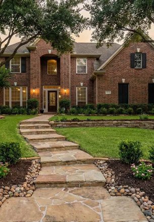 stone hardscape wall
