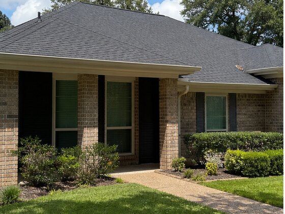 completed roof fascia and gutter replacement in Silverlake Pearland TX